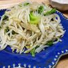 【レシピ付】もやしと青菜のニンニク炒め　シャキシャキ食感で簡単おかずなおうちご飯！