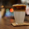 お店で出てくるカフェラテが飲みたい！おうちでも簡単に作れる二層ラテ