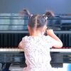 3歳からピアノを！月謝以外に意外とかかるお金とは？子どもの習い事にお金をかけすぎ？