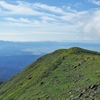 月山を眺めながら笙ヶ岳へ