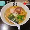 【今週のラーメン８５５】 鶏そば専門店 前略。まるきゅう （東京・池袋） 濃厚鶏太そば