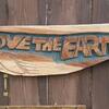 壁掛け看板　LOVE THE EARTH