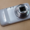 スマートカメラGALAXY S4 zoom外観レビュー : 伊藤浩一のMOBILE FREEDOM・快適SIMフリースマホライフ