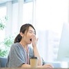 寝不足でニキビが治らない…敏感肌さん向けのストレスニキビの対処法とは？