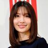 小嶋陽菜、恒例のコスプレ年賀　背中ぱっくり大胆なうさぎに変身　「例年上回る最高傑作」