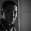 中国　映画撮影に臨む前の俳優の真摯な表情