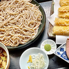 道産原そば粉で作られる手打ちそばと季節の野菜の天ぷらとの相性は抜群 〜北海道倶知安 ニセコ 手打蕎麦 いちむら〜