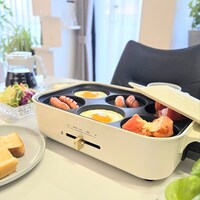 国内の女性、国外の女性