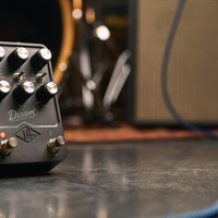 ギター UNIVERSAL AUDIO / UAFX DREAM Universal Audio UAFX Dream '65 Reverb Amplifier : Amazon.ca