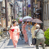 八朔・宮川町駒屋の五姉妹たち（とし真菜・とし夏菜・とし桃・とし純・とし恵美）