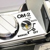 40年前のフィルムカメラOLYMPUS OM-2の電源スイッチが壊れたので修理した