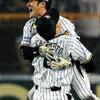 阪神サヨナラ勝ち、平野が延長十一回決勝打