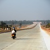 新しい道路（Dongdok～友好橋）