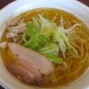 麺や福一（成田）＠中山競馬場　濃厚鶏野菜ガッツリ醤油ラーメン