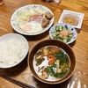 オクラ納豆とハムエッグで朝ごはんにしました。