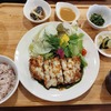 プロンポン駅前のオーガニックレストラン - サスティナ オーガニック レストラン (Sustaina Organic Shop Restaurant) - （バンコク・タイ）