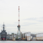 横浜ベイホッピングクルーズで、みなとみらいから八景島へ。なんか自衛隊の船がいっぱいいた