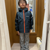 息子のレインウェアをmont-bellのサンダーパスKids140に買い替え