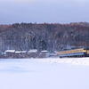 銀雪のしなの鉄道撮影（７）：黒姫～古間，夕暮れの雪原をゆく山スカ115系。