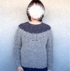 ボトムアップの丸ヨーク透かし編みセーター(おまけ)〜着画