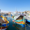 カラフルな舟が浮かぶマルサシュロックを観光～冬のマルタ旅行