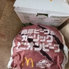 ジュラシック・ワールドコラボバーガー2個食べました。