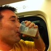 お酒を飲むと英語が話せる？