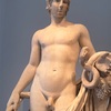 《守護精霊としてのアンティノウス　Colossal Statue with Cornucopia, Snake and Portrait of Antinous 》｜彫刻画像（旧博物館、ベルリン）