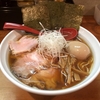 【今週のラーメン２０５２】 めん屋 平右衛門 （東京・東小金井） 生醤油オールスター・大盛り