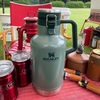 【実際に調べた】キャンプで最強の氷入れ！持ち運びしやすい溶けない容器と保存法