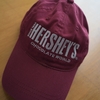 ロゴと配色の中毒性──『HERSHEY'S』キャップが持つ“いなたさ”の魅力
