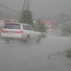 雷鳴土砂降りのあと、寝苦しさで一夜が明けて