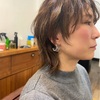 ウルフショートのアイロンヘアアレンジ▷動きをつけて華やかに。