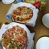 今夜はピザ