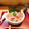 【呟】大阪・福島にある「燃えよ麺助」の特性金色貝そばが豪華