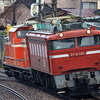 土崎カーブを往く、EF81-140牽引のDD51-895を撮る！