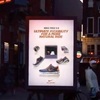 世界初、ホログラフィック3D広告