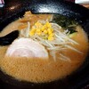 【36】「ともや」味噌ラーメン＆110円で半じゃない半チャーハン（2022/11/11）