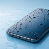 スマホの防水機能はどこまで大丈夫？お風呂・雨・水没・海で使える範囲をわかりやすく解説