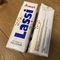 インドの飲み物 Lassi を飲む