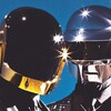 Daft Punk、解散1周年を記念。Twitchでロボット化する前のレアライブ映像を配信! 