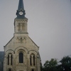 花のむらの普通の教会（フランス）