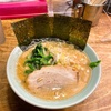 神奈川区鶴屋町の「鶴一家」で豚骨ラーメン