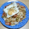 ウィンナーソーセージを使ったソース味の焼きうどん 