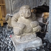 菊名神社の直書き御朱印と「がまんさま」の石像
