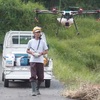 ドローンによる水田の空中散布が行われました。