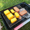 キャンプ飯　燻製作りながらBBQすれば楽しさ２倍。