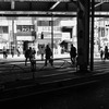 神田駅前ガード下横断歩道