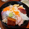 【魚々家むてき/昼から酒場 泡幸】ランチ営業もする海鮮居酒屋に、12時から昼飲み可能な酒場の新店(福山市)