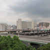 くぐって越えて